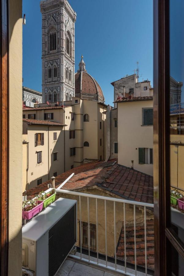 Charming 2Bed Apartment Overlooking Duomo - Hosted By Sweetstay Florencia Exterior foto